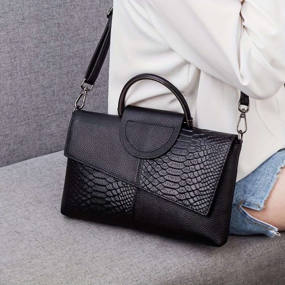 Kassandra | Luxurious Crocodile-Pattern Handbag