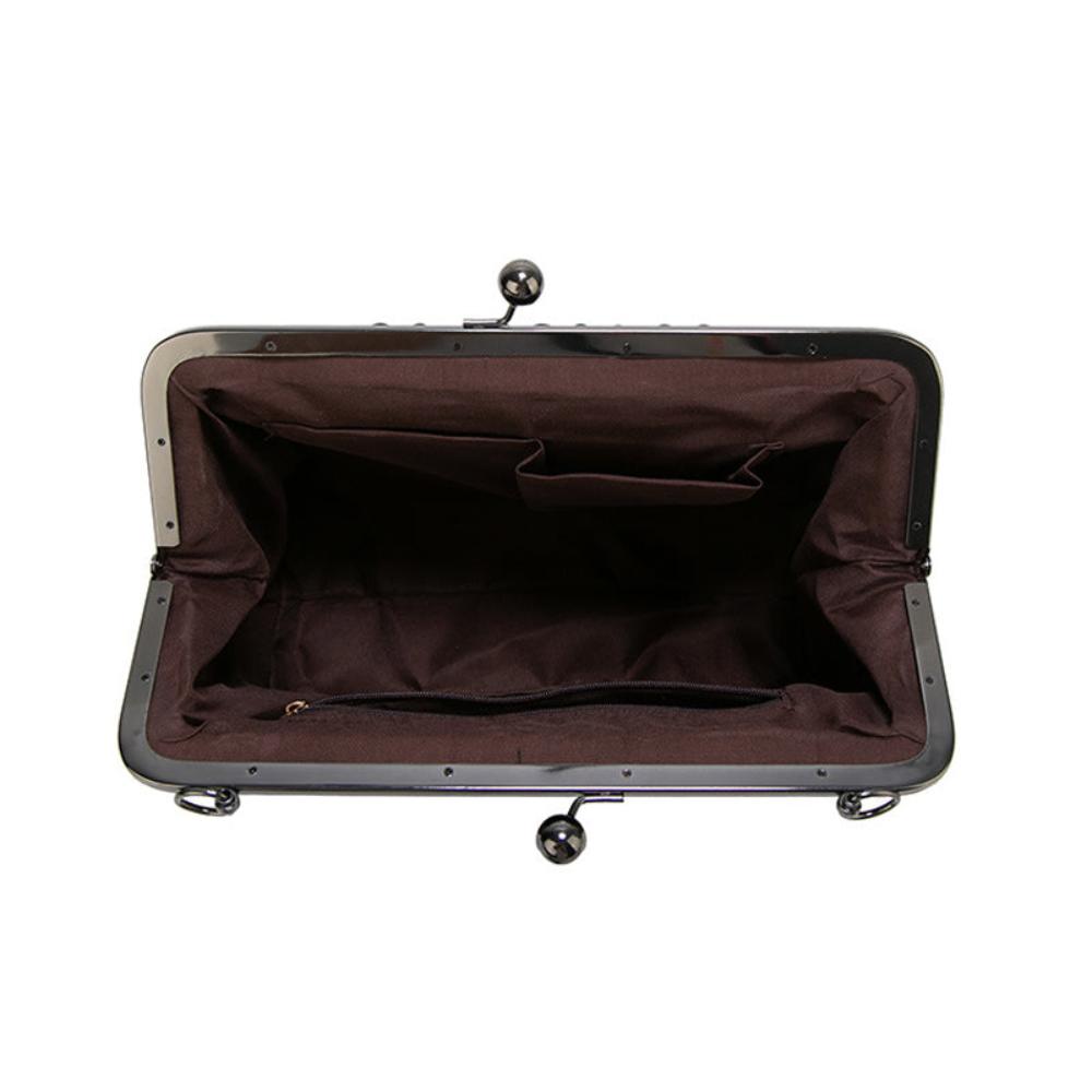 Mila | Classic Vintage Bag Featuring an Elegant Clasp Closure