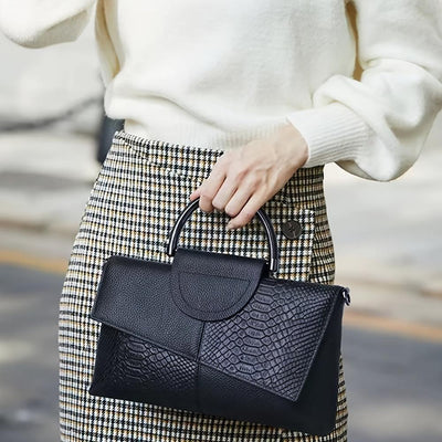 Kassandra | Luxurious Crocodile-Pattern Handbag