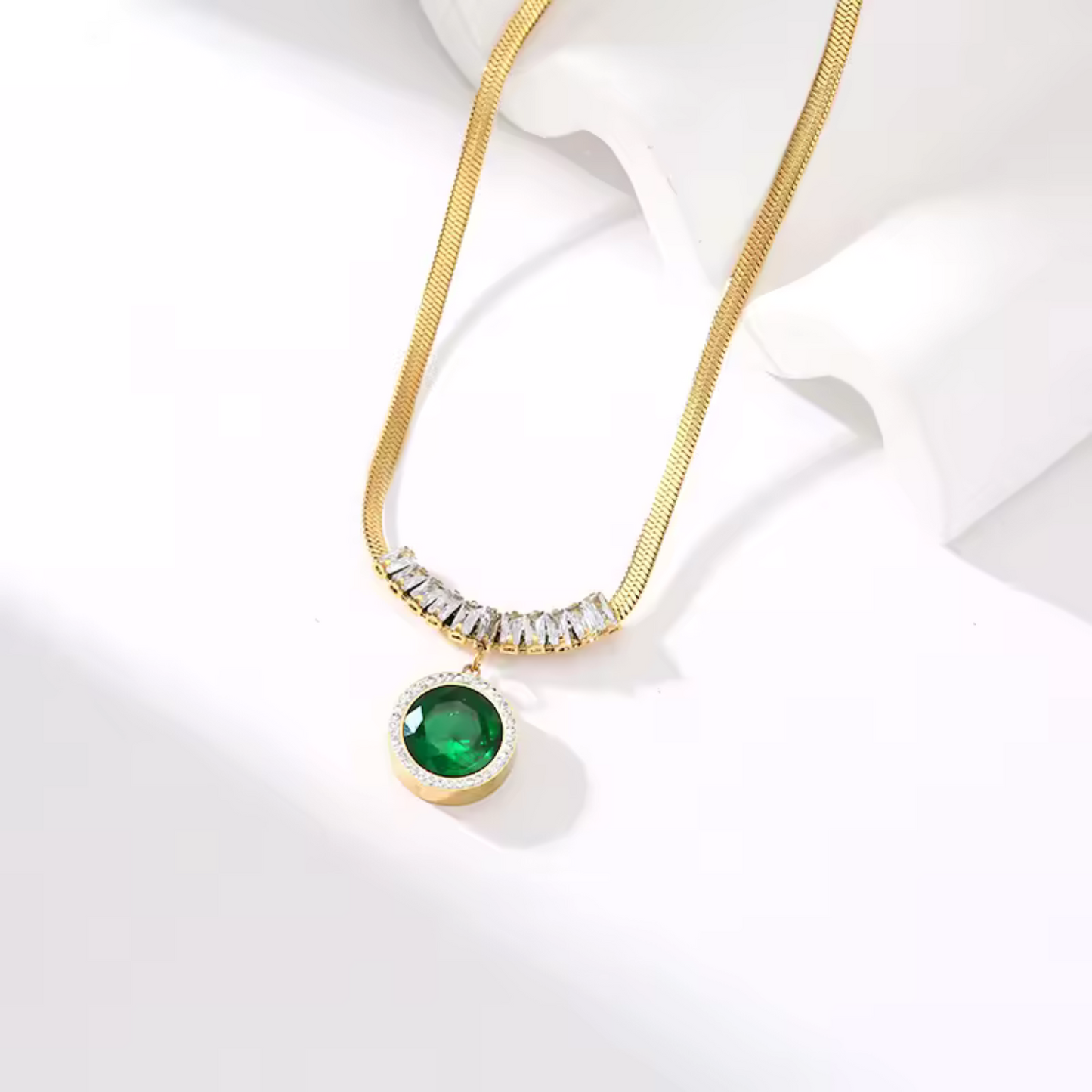 Elanith Vaeloria Jewelry Set