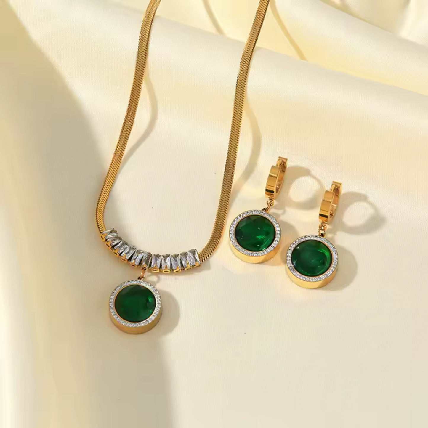 Elanith Vaeloria Jewelry Set