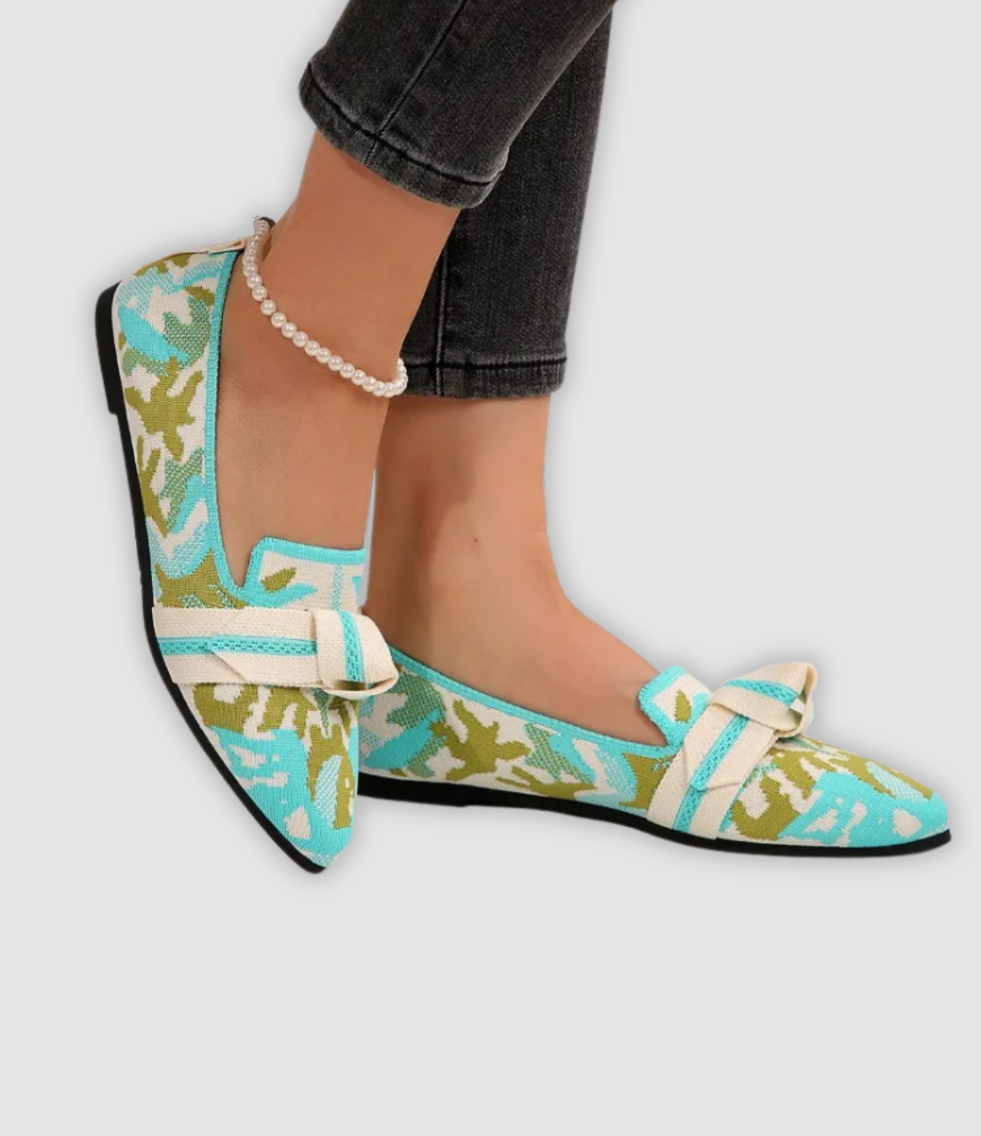 Dina - Comfortable Knit Slippers with Flower Pattern