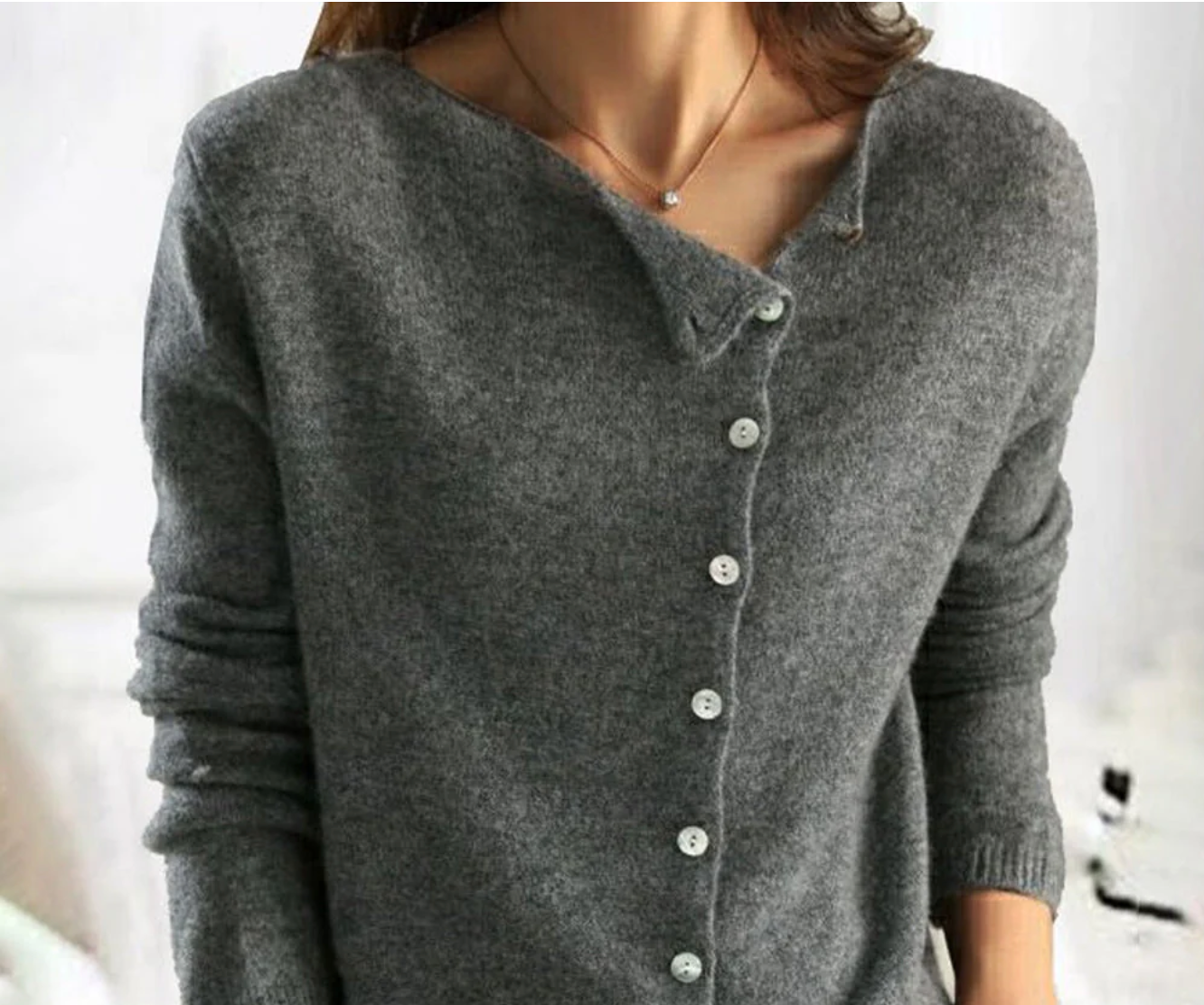 Diane - Chic Women's Button-Up Cardigan