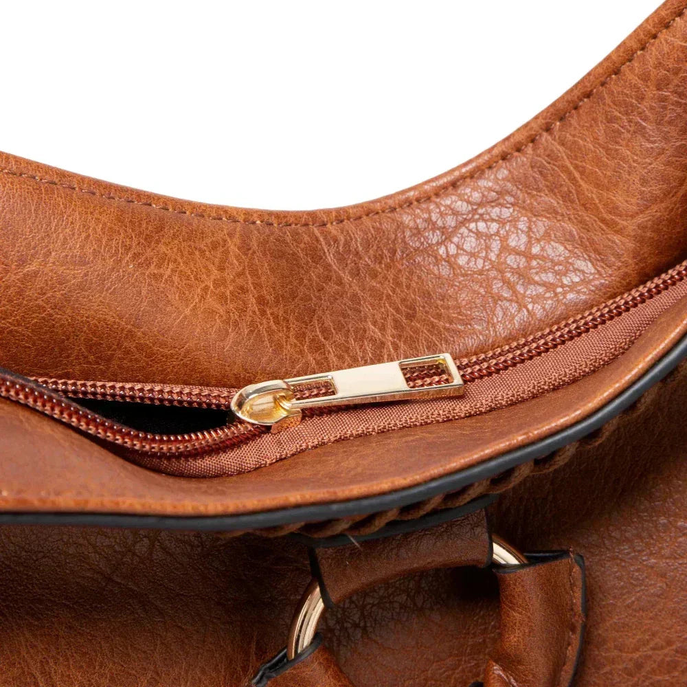 Lydia | Classic and Chic Shoulder Bag