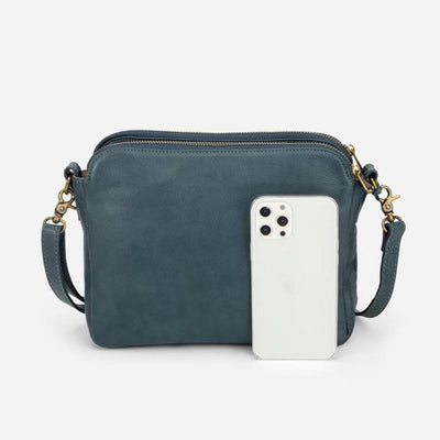 Celia | Classic Sophistication