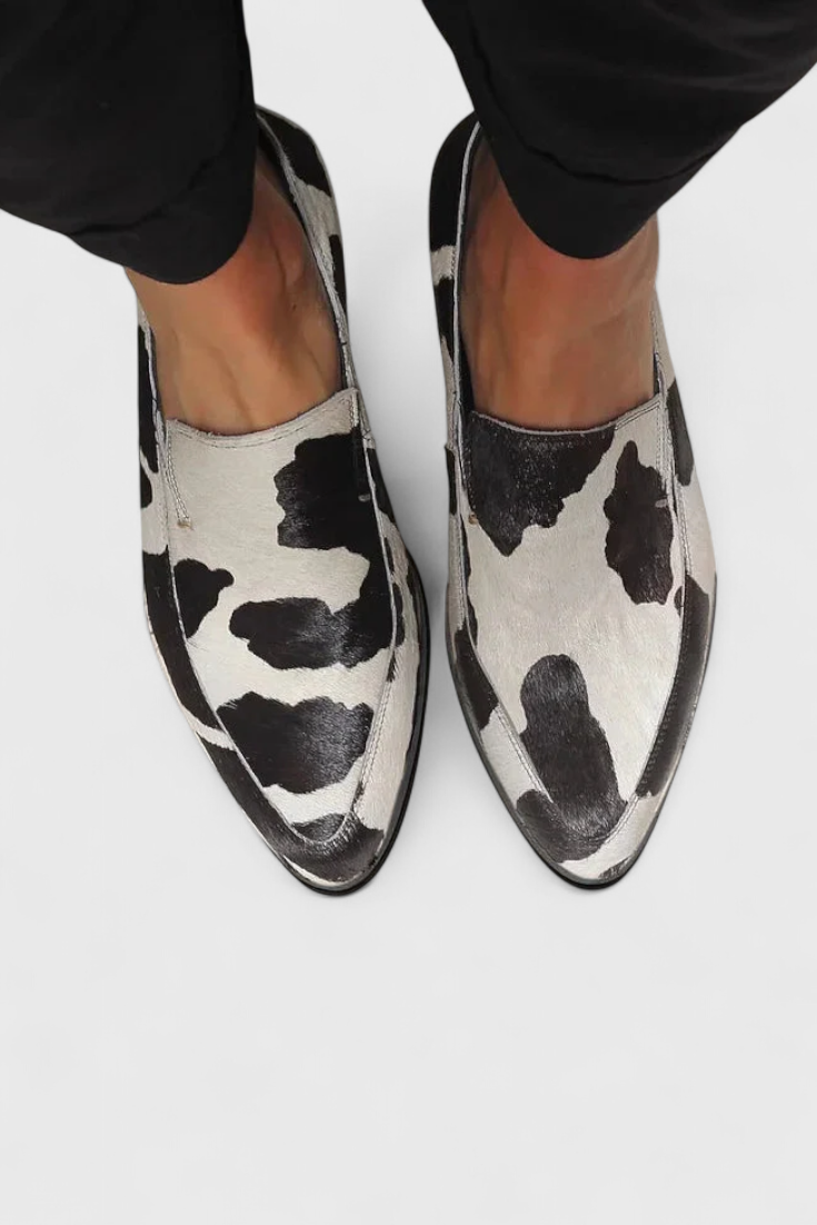 Macarena – Elegant Animal Print Loafer